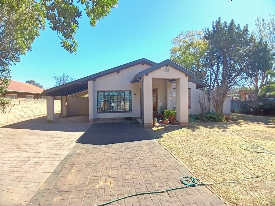 3 Bedroom Property for Sale in Vaalpark Free State